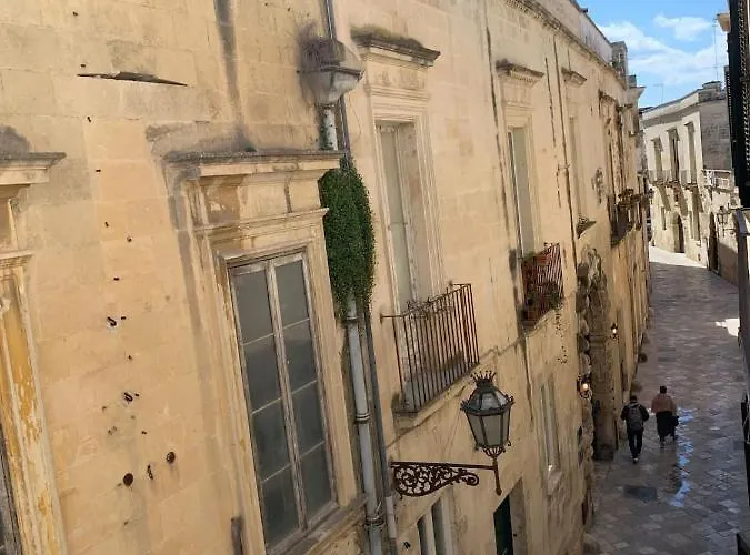 Al Vico Dei Sotterranei * レッチェ