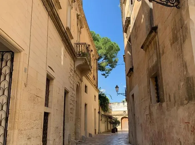 Al Vico Dei Sotterranei * レッチェ